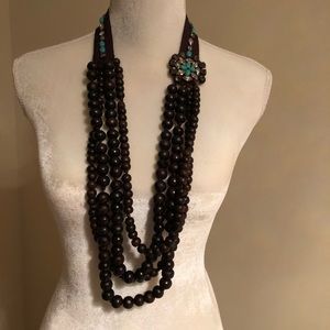 🎁🎁NWOT🎁🎁 Wooden Bead Necklace
